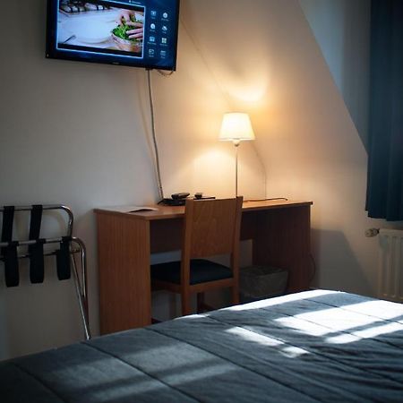 Jfk Hotel Zelzate - Gent Εξωτερικό φωτογραφία