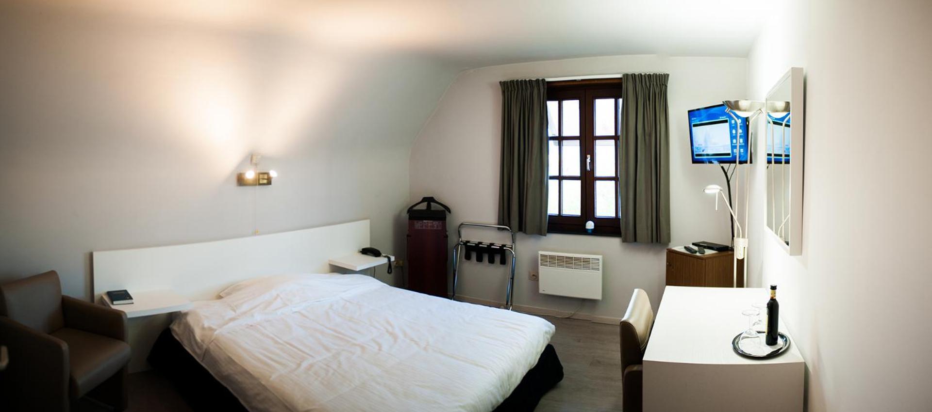 Jfk Hotel Zelzate - Gent Εξωτερικό φωτογραφία