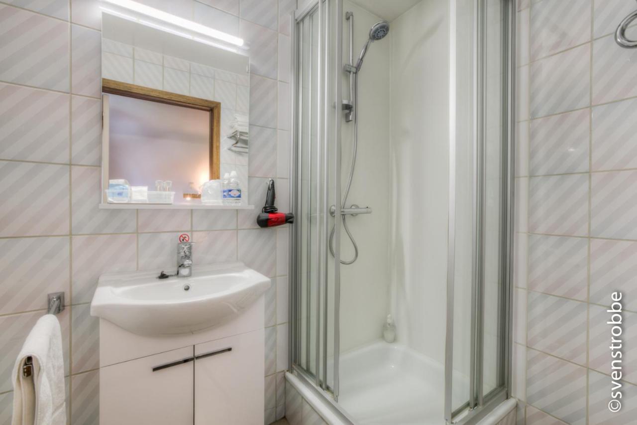 Jfk Hotel Zelzate - Gent Εξωτερικό φωτογραφία