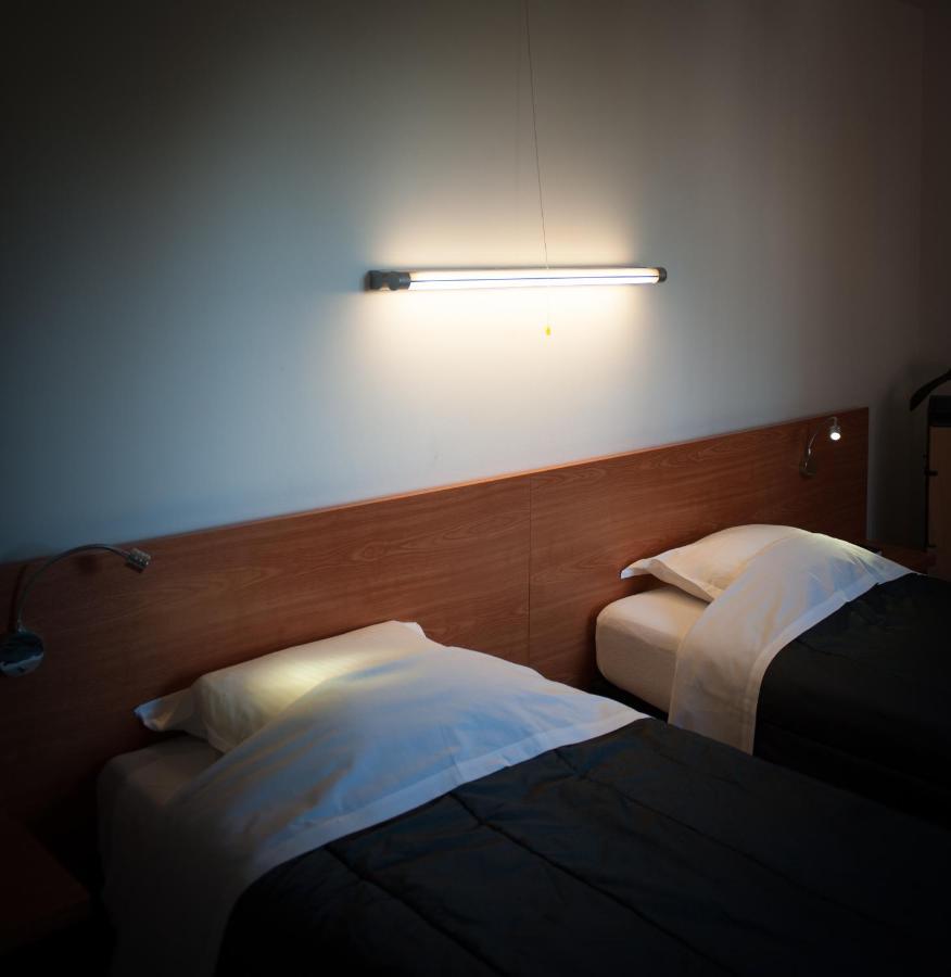 Jfk Hotel Zelzate - Gent Εξωτερικό φωτογραφία